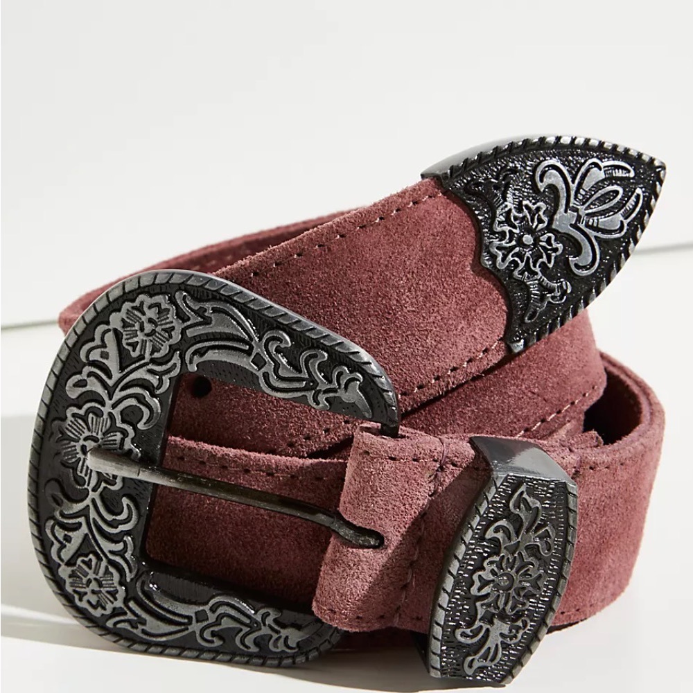 NWT - Free People Belt with western style buckle - rose color